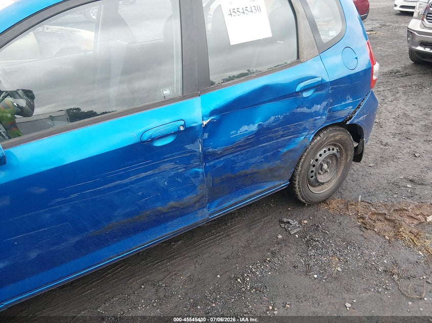 2008 Honda Fit VIN JHMGD37488S030374 IAAI salvage auction — SIDE, Salvage (Pennsylvania), sold $300 on 2026-07-17 (photo 6)