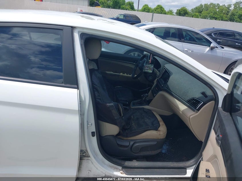 2017 Hyundai Elantra VIN 5NPD84LF5HH038355 IAAI salvage auction — NORMAL WEAR, Original (Texas), sold $1,550 on 2026-07-10 (photo 5)