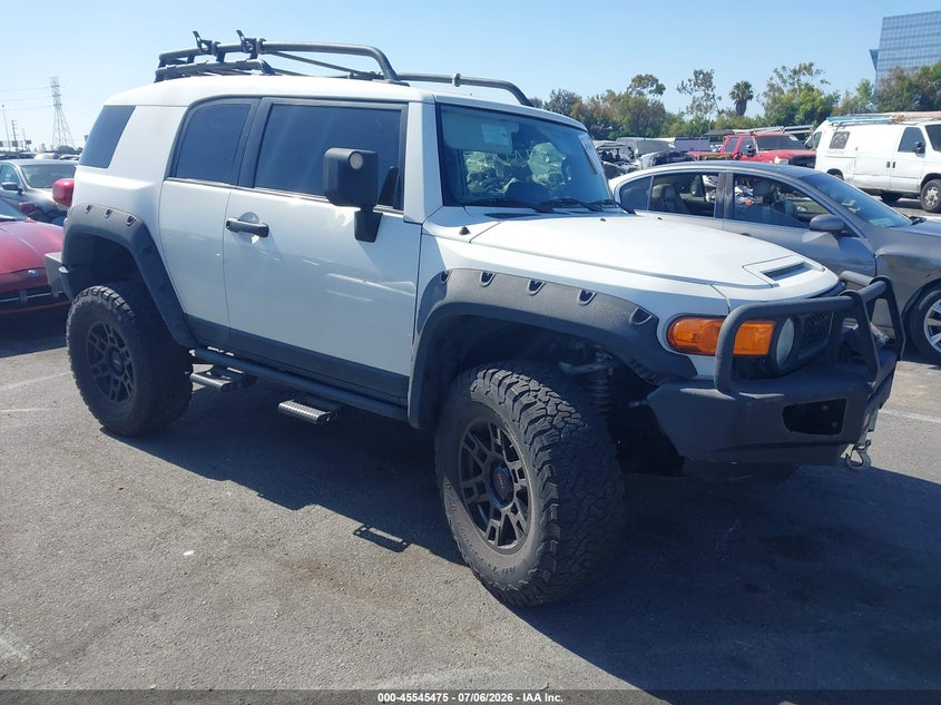 2012 Toyota Fj cruiser VIN JTEBU4BF7CK121893 IAAI salvage auction — UNDERCARRIAGE, Salvage (California), sold $9,800 on 2026-07-23 (photo 1)