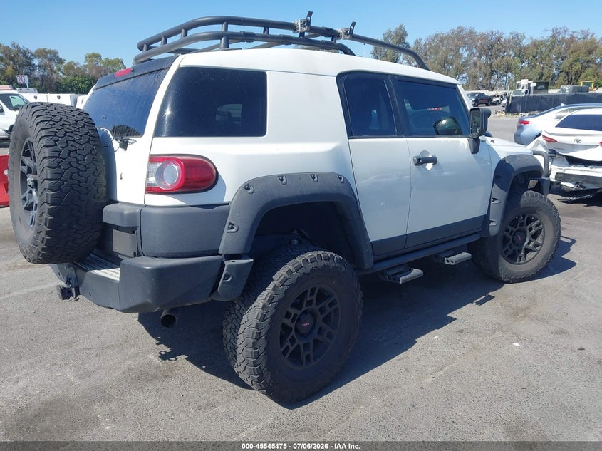 2012 Toyota Fj cruiser VIN JTEBU4BF7CK121893 IAAI salvage auction — UNDERCARRIAGE, Salvage (California), sold $9,800 on 2026-07-23 (photo 4)