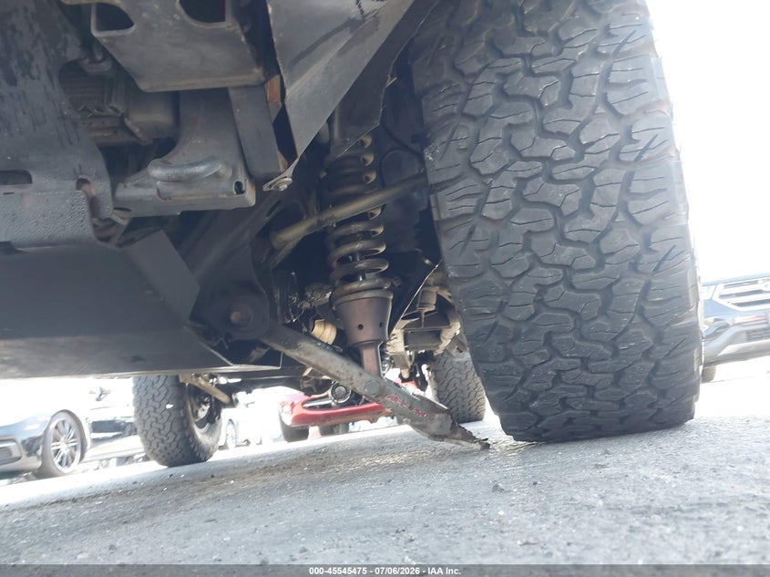 2012 Toyota Fj cruiser VIN JTEBU4BF7CK121893 IAAI salvage auction — UNDERCARRIAGE, Salvage (California), sold $9,800 on 2026-07-23 (photo 6)