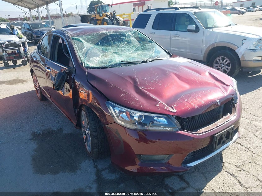 2015 Honda Accord VIN 1HGCR2F52FA262513 IAAI salvage auction — ROLLOVER, Salvage (California), sold $750 on 2026-07-20 (photo 1)