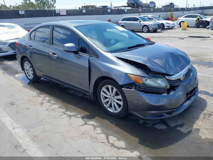 2012 Honda Civic VIN 19XFB2F8XCE312514 IAAI salvage auction — FRONT END, Wait Title, sold $1,650 on 2026-09-02 (photo 1)