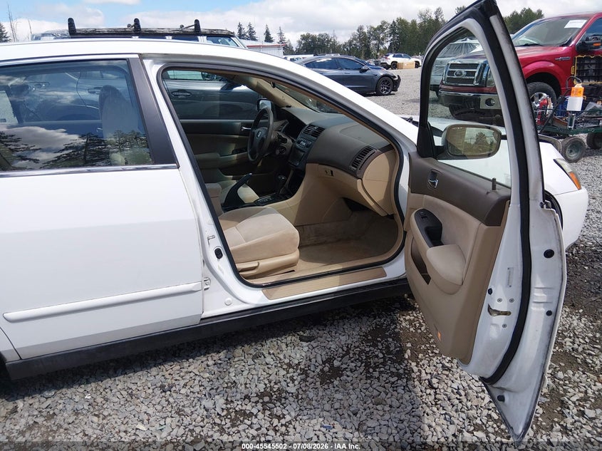 2005 Honda Accord VIN 1HGCM56405A050280 IAAI salvage auction — FRONT END, Bill Of Sale (Washington), sold $450 on 2026-07-30 (photo 5)