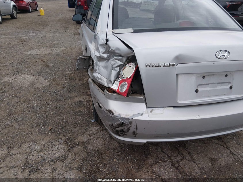 2005 Hyundai Accent VIN KMHCG45CX5U592862 IAAI salvage auction — REAR END, Salvage (Pennsylvania), sold $225 on 2026-07-31 (photo 6)