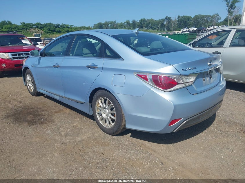 2011 Hyundai Sonata hybrid VIN KMHEC4A49BA004742 IAAI salvage auction — NORMAL WEAR, Clear (New York), sold $700 on 2026-07-23 (photo 3)