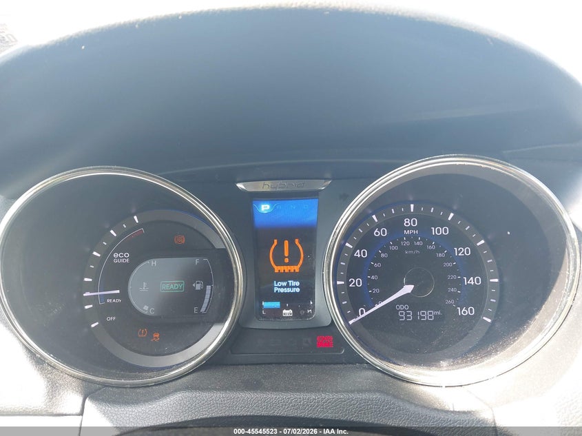 2011 Hyundai Sonata hybrid VIN KMHEC4A49BA004742 IAAI salvage auction — NORMAL WEAR, Clear (New York), sold $700 on 2026-07-23 (photo 7)