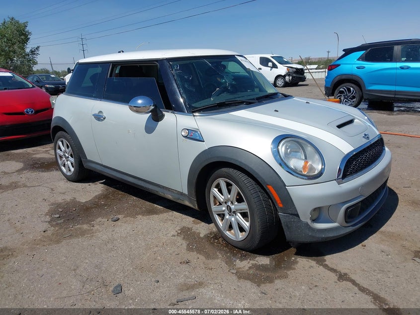 2013 Mini Hardtop VIN WMWSV3C59DT389046 IAAI salvage auction — NORMAL WEAR, Clear (New Mexico), sold $375 on 2026-07-27 (photo 1)