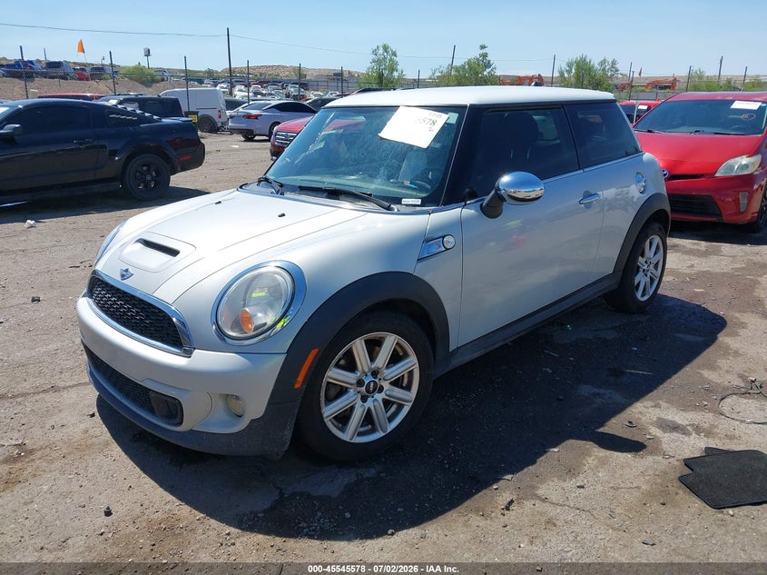 2013 Mini Hardtop VIN WMWSV3C59DT389046 IAAI salvage auction — NORMAL WEAR, Clear (New Mexico), sold $375 on 2026-07-27 (photo 2)