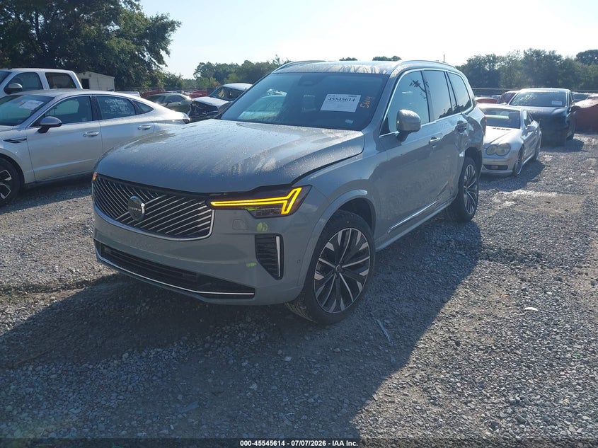 2026 Volvo Xc90 VIN YV4062PE8T1536458 IAAI salvage auction — SIDE, Salvage Title, sold $36,250 on 2026-08-12 (photo 2)