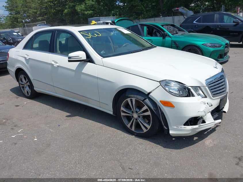 2011 Mercedes-benz E-class VIN WDDHF8HB9BA466986 IAAI salvage auction — FRONT END, Mv-907A (New York), sold $800 on 2026-07-30 (photo 1)