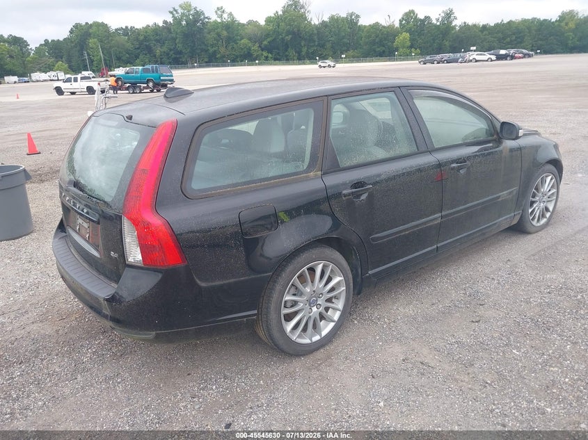 2009 Volvo V50 VIN YV1MW390192483305 IAAI salvage auction — NORMAL WEAR, Clear (Alabama), sold $250 on 2026-07-22 (photo 4)