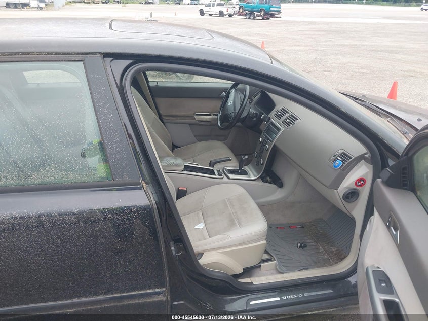 2009 Volvo V50 VIN YV1MW390192483305 IAAI salvage auction — NORMAL WEAR, Clear (Alabama), sold $250 on 2026-07-22 (photo 5)
