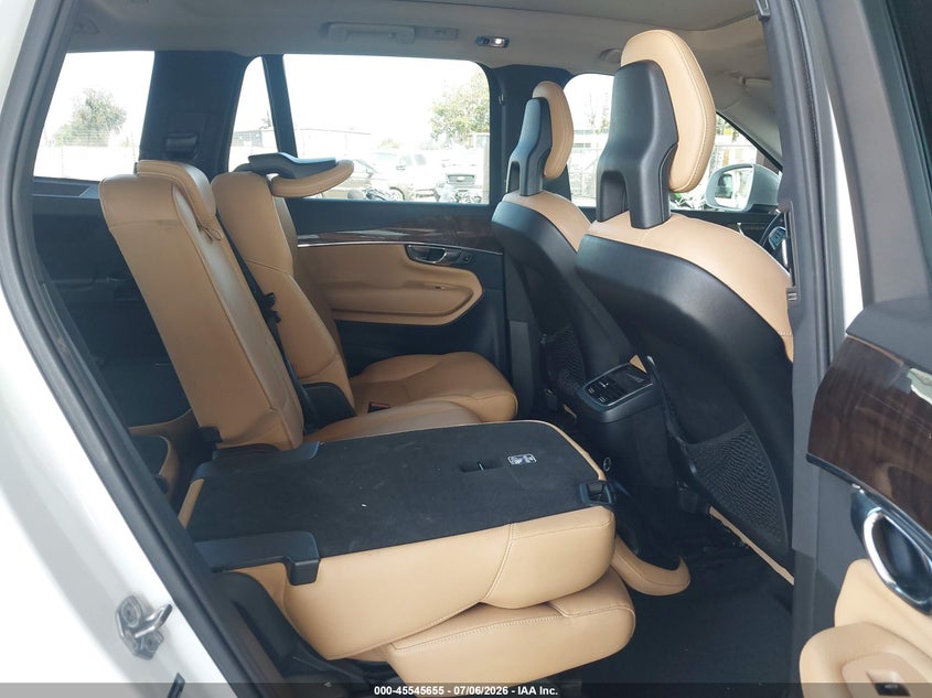 2016 Volvo Xc90 VIN YV4A22PK9G1073001 IAAI salvage auction — FRONT END, Wait Title, sold $2,950 on 2026-07-31 (photo 8)