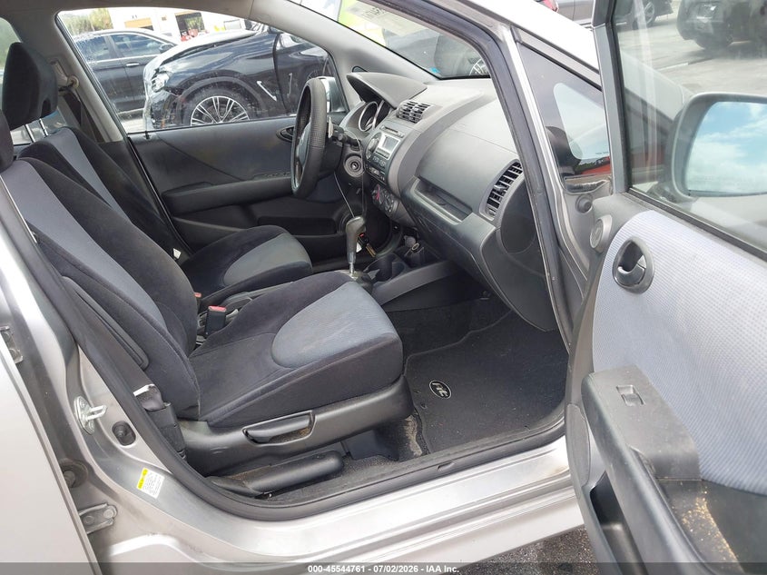2007 Honda Fit VIN JHMGD38657S052864 IAAI salvage auction — NORMAL WEAR, Clear (Florida), sold $700 on 2026-07-09 (photo 5)
