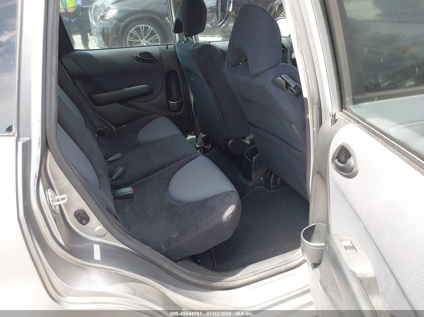 2007 Honda Fit VIN JHMGD38657S052864 IAAI salvage auction — NORMAL WEAR, Clear (Florida), sold $700 on 2026-07-09 (photo 8)