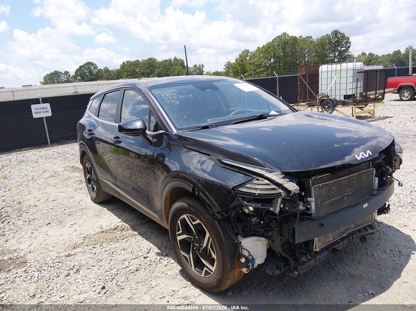 2024 Kia Sportage VIN KNDPU3DF5R7283504 IAAI salvage auction — FRONT END, Enterprise Vehicles Clear Only (Kansas), sold $3,900 on 2026-07-08 (photo 1)