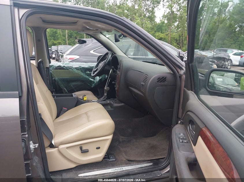 2008 Saab 9-7x VIN 5S3ET13S182803460 IAAI salvage auction — LEFT SIDE, Salvage (Ohio), sold $375 on 2026-08-04 (photo 5)
