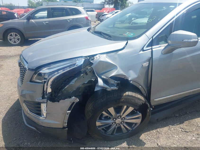 2025 Cadillac Xt5 VIN 1GYKNDRSXSZ151023 IAAI salvage auction — LEFT FRONT, Salvage Title, sold $14,600 on 2026-08-14 (photo 6)