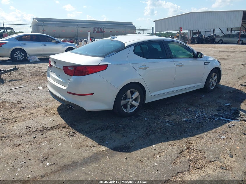2015 Kia Optima VIN KNAGM4A76F5635822 IAAI salvage auction — NORMAL WEAR, Clear (Mississippi), sold $325 on 2026-07-29 (photo 4)