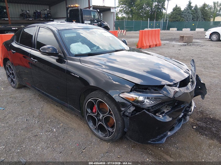 2022 Alfa romeo Giulia VIN ZARFANBN3N7654105 — IAAI salvage auction photo