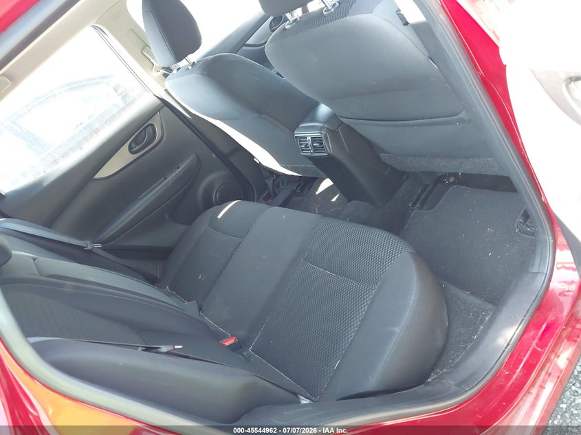 2018 Nissan Rogue VIN JN1BJ1CR6JW266470 IAAI salvage auction — NORMAL WEAR, Clear (Virginia), sold $850 on 2026-07-16 (photo 8)