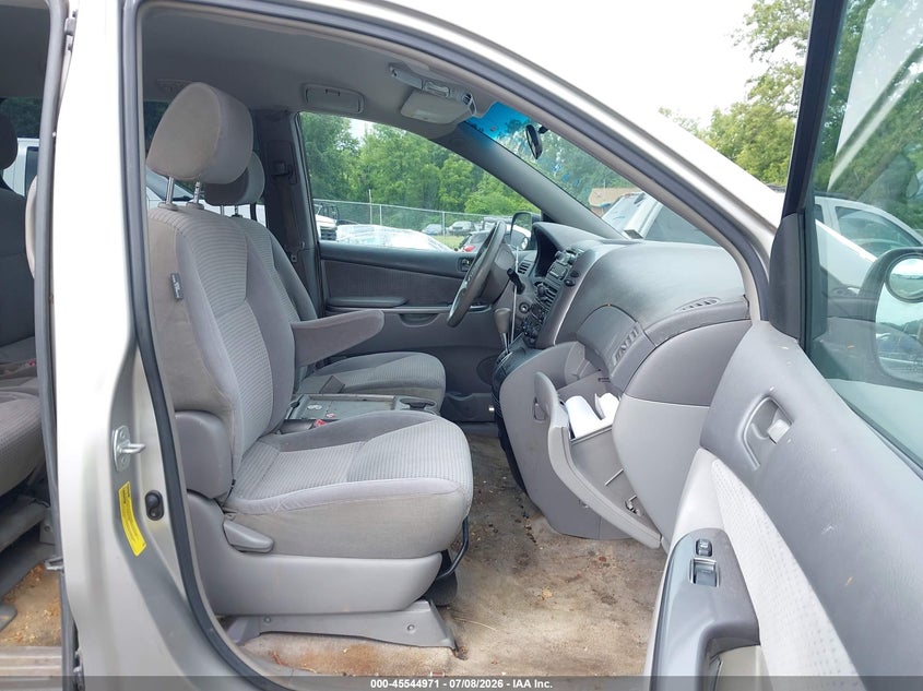 2006 Toyota Sienna VIN 5TDZA23C56S436175 IAAI salvage auction — NORMAL WEAR, Clear (Virginia), sold $475 on 2026-07-14 (photo 5)