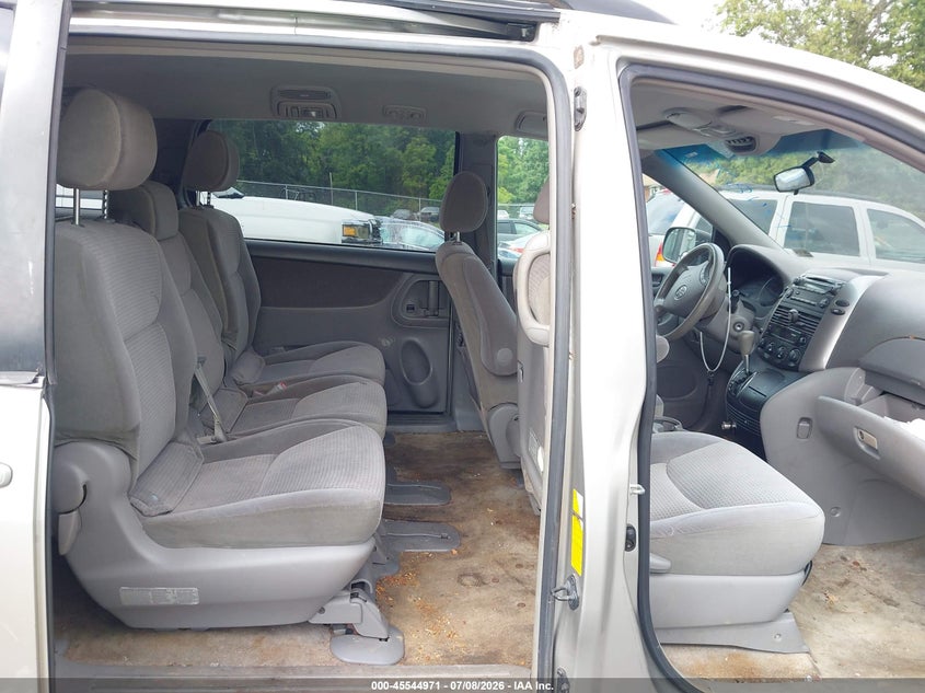 2006 Toyota Sienna VIN 5TDZA23C56S436175 IAAI salvage auction — NORMAL WEAR, Clear (Virginia), sold $475 on 2026-07-14 (photo 8)