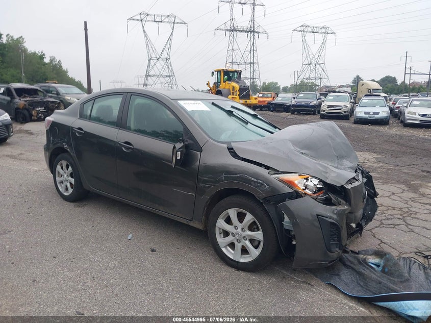 2011 Mazda 3 VIN JM1BL1VG4B1378895 IAAI salvage auction — FRONT END, Salvage (Pennsylvania), sold $250 on 2026-07-17 (photo 1)