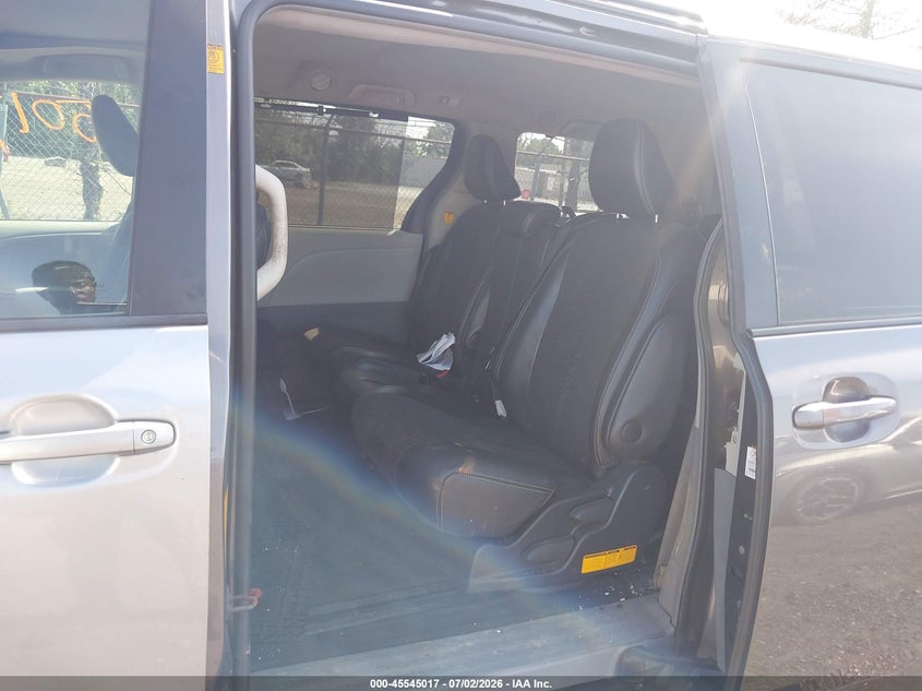 2011 Toyota Sienna VIN 5TDXK3DC2BS165031 IAAI salvage auction — NORMAL WEAR, Clear (New Jersey), sold $1,300 on 2026-07-20 (photo 8)