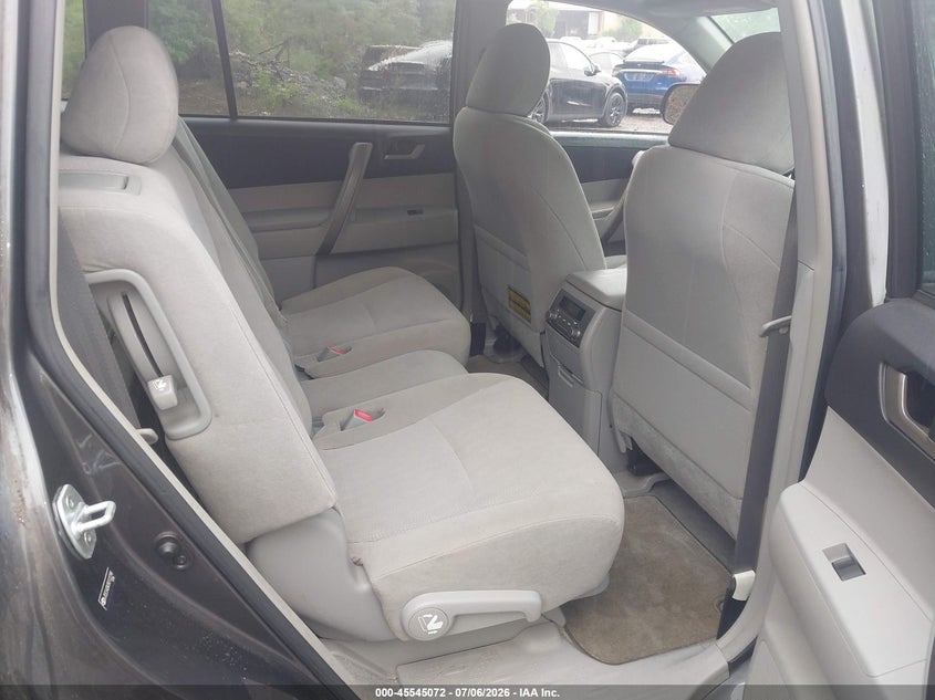 2009 Toyota Highlander VIN JTEES43A392123798 IAAI salvage auction — NORMAL WEAR, Clear (Rhode Island), sold $2,225 on 2026-07-28 (photo 8)
