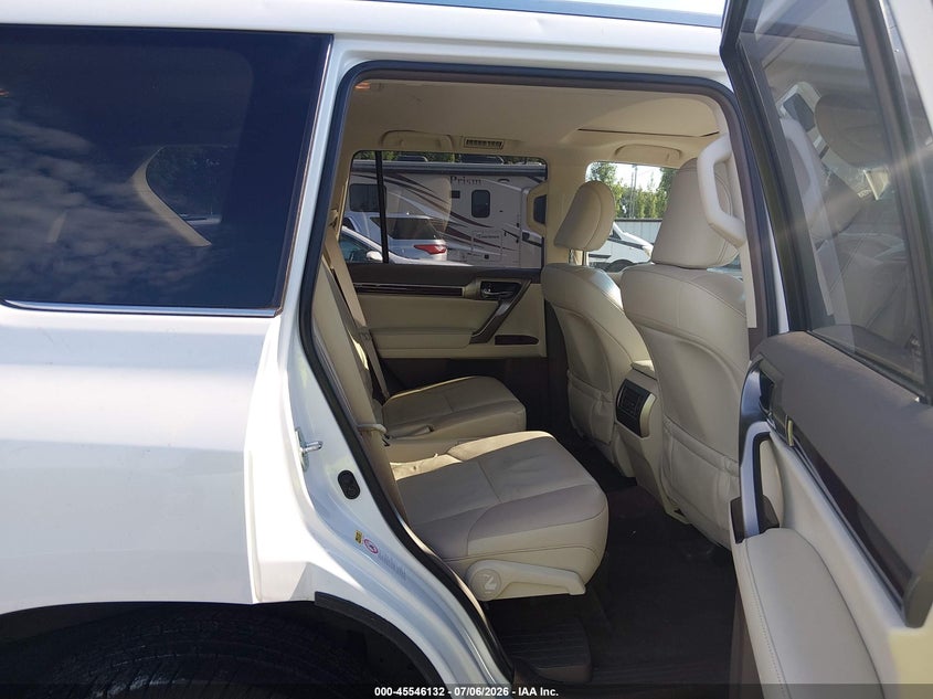2017 Lexus Gx VIN JTJBM7FX7H5162150 IAAI salvage auction — FRONT END, Salvage (Missouri), sold $11,500 on 2026-07-31 (photo 8)