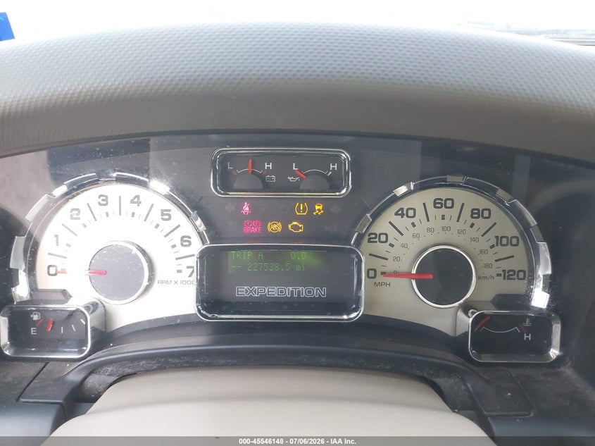2009 Ford Expedition VIN 1FMFK17559LA11207 IAAI salvage auction — NORMAL WEAR, Clear (Texas), sold $550 on 2026-07-09 (photo 7)