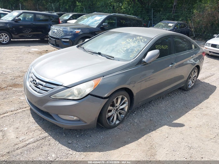 2011 Hyundai Sonata VIN 5NPEC4AC2BH061935 IAAI salvage auction — NORMAL WEAR, Clear (Indiana), sold $350 on 2026-07-29 (photo 2)