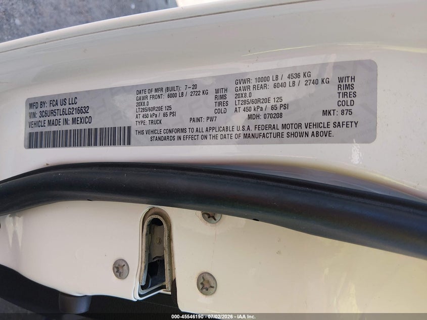 2020 Ram 2500 VIN 3C6UR5TL6LG216632 IAAI salvage auction — SIDE, Salvage (Kentucky), sold $30,100 on 2026-07-29 (photo 9)
