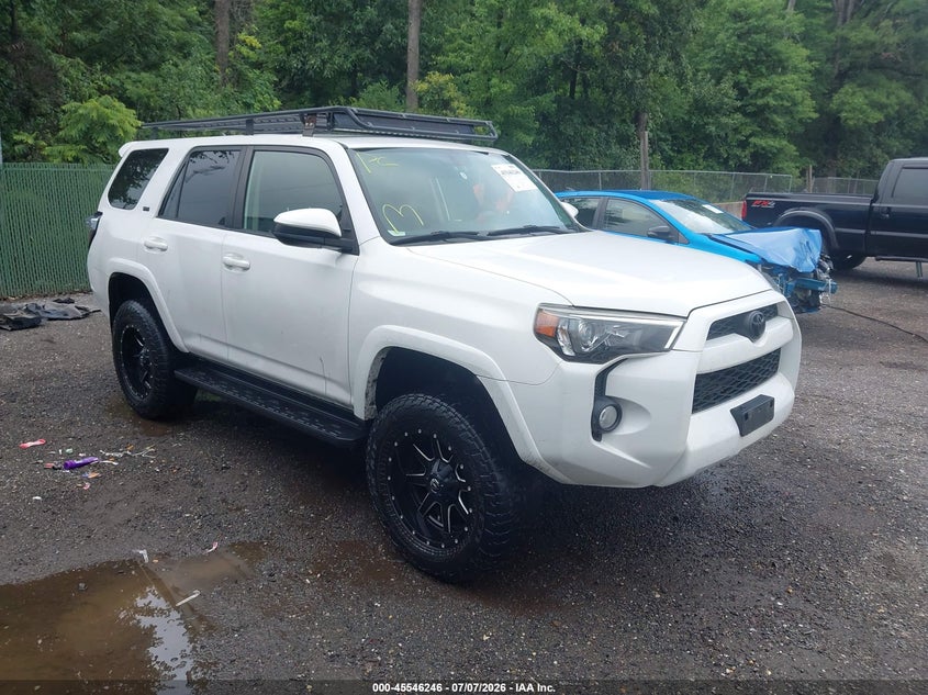 2018 Toyota 4runner VIN JTEBU5JRXJ5558980 — IAAI salvage auction photo