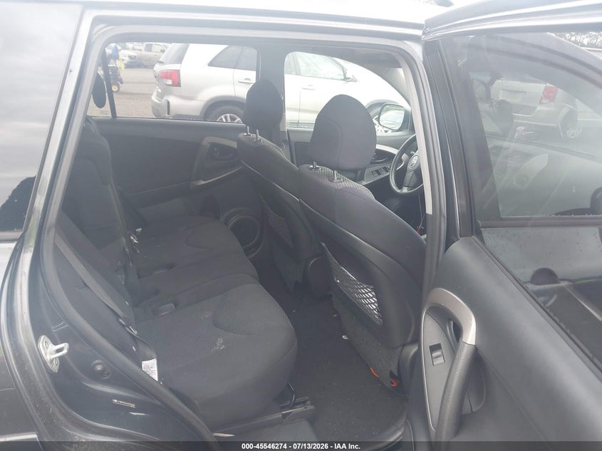 2006 Toyota Rav4 VIN JTMBD32V665025598 IAAI salvage auction — NORMAL WEAR, Clear (Florida), sold $700 on 2026-07-28 (photo 8)