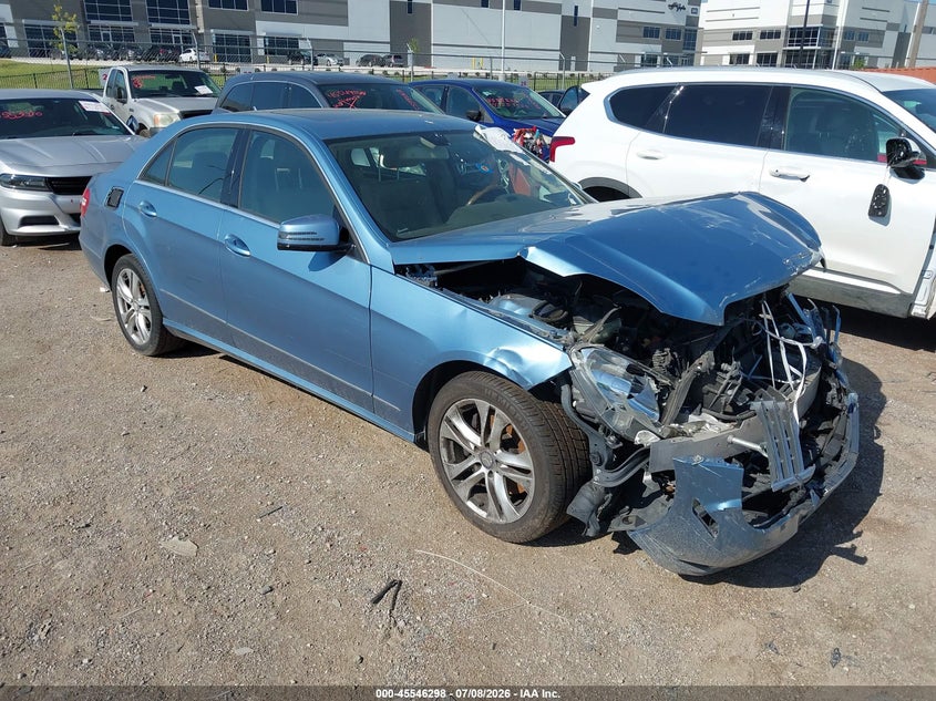 2010 Mercedes-benz E-class VIN WDDHF5GB8AA180965 IAAI salvage auction — NORMAL WEAR, Original (Texas), sold $575 on 2026-08-11 (photo 1)