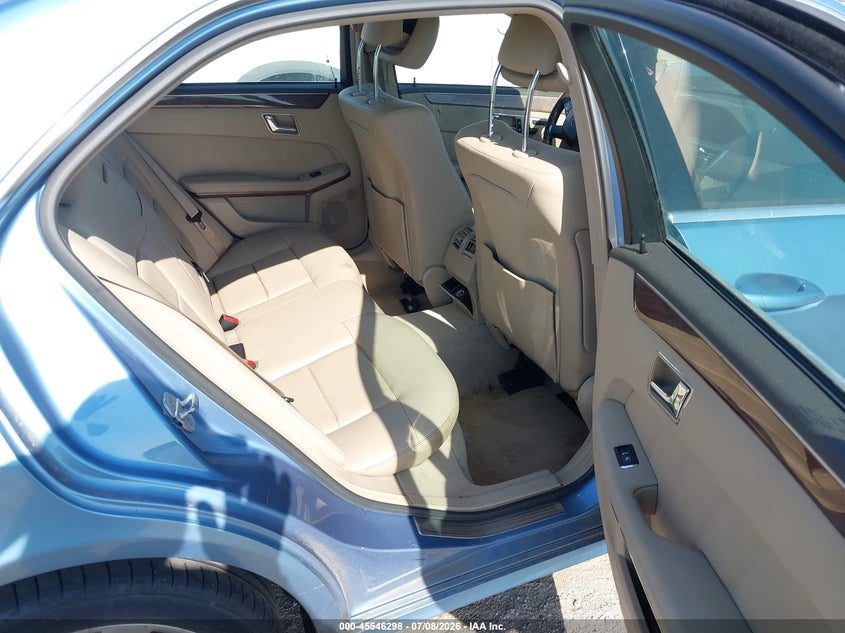 2010 Mercedes-benz E-class VIN WDDHF5GB8AA180965 IAAI salvage auction — NORMAL WEAR, Original (Texas), sold $575 on 2026-08-11 (photo 8)