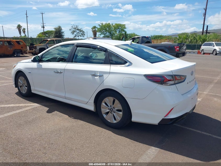 2018 Hyundai Sonata hybrid VIN KMHE24L37JA083494 IAAI salvage auction — NORMAL WEAR, Sf97 (Hawaii), sold $525 on 2026-07-28 (photo 3)