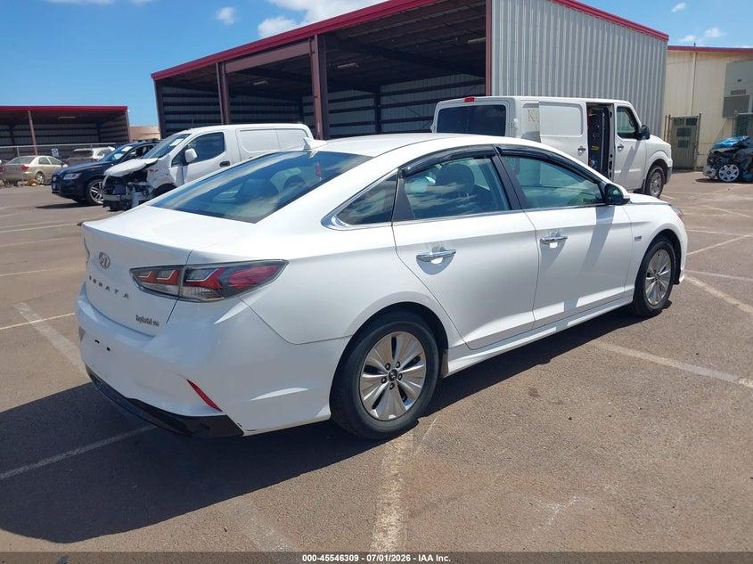 2018 Hyundai Sonata hybrid VIN KMHE24L37JA083494 IAAI salvage auction — NORMAL WEAR, Sf97 (Hawaii), sold $525 on 2026-07-28 (photo 4)