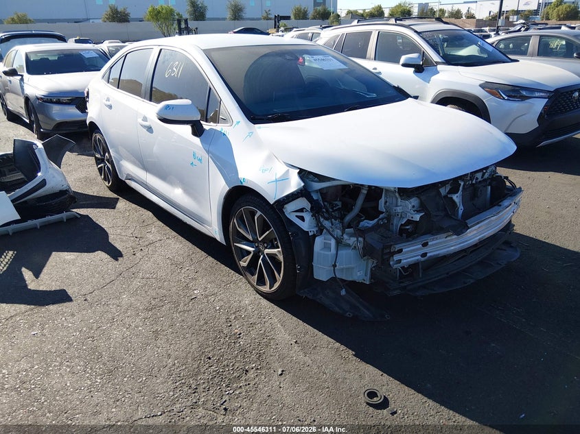 2020 Toyota Corolla VIN 5YFS4RCE6LP021583 IAAI salvage auction — FRONT & REAR, Salvage Title, sold $7,500 on 2026-07-17 (photo 1)