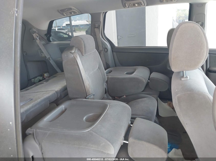 2005 Toyota Sienna VIN 5TDZA23C15S336458 IAAI salvage auction — NORMAL WEAR, Clear (Florida), sold $500 on 2026-07-22 (photo 8)