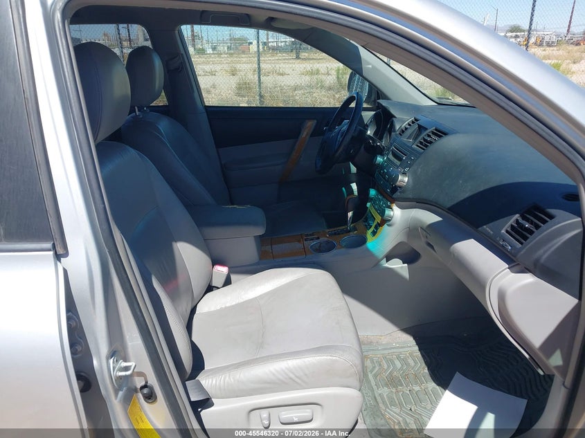2008 Toyota Highlander hybrid VIN JTEEW44A282013522 IAAI salvage auction — NORMAL WEAR, Restored (Arizona), sold $1,250 on 2026-07-09 (photo 5)