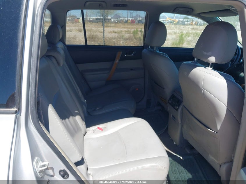 2008 Toyota Highlander hybrid VIN JTEEW44A282013522 IAAI salvage auction — NORMAL WEAR, Restored (Arizona), sold $1,250 on 2026-07-09 (photo 8)