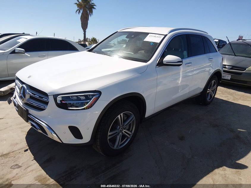 2022 Mercedes-benz Glc VIN W1N0G8DBXNV341897 IAAI salvage auction — REAR END, Salvage (California), sold $8,600 on 2026-07-29 (photo 2)
