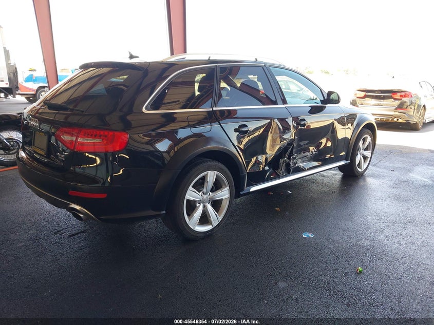 2015 Audi Allroad VIN WA1UFAFL4FA108609 IAAI salvage auction — RIGHT SIDE, Salvage (California), sold $2,275 on 2026-07-16 (photo 4)