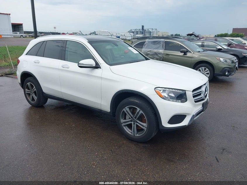 2019 Mercedes-benz Glc VIN WDC0G4KB9KV140145 IAAI salvage auction — LEFT FRONT, Salvage Title, sold $8,000 on 2026-08-17 (photo 1)