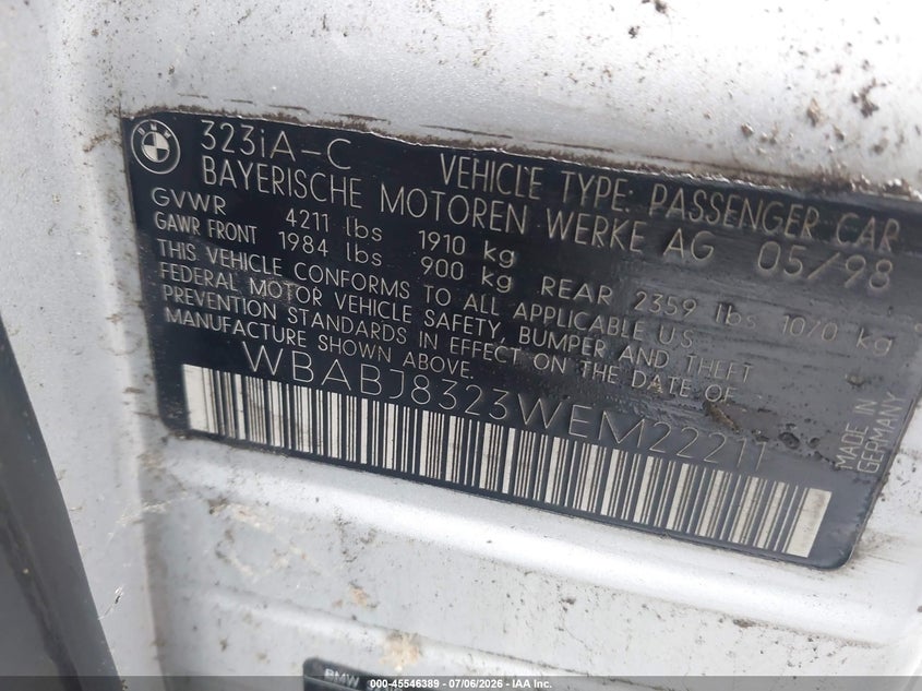 1998 BMW 3 series VIN WBABJ8323WEM22211 IAAI salvage auction — NORMAL WEAR, Clear (New York), sold $1,150 on 2026-07-14 (photo 9)