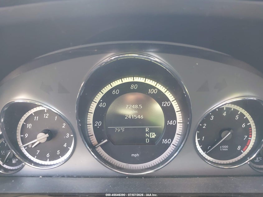 2010 Mercedes-benz E-class VIN WDDHF5GB3AA102044 IAAI salvage auction — REAR END, Salvage Certificate (California), sold $550 on 2026-07-17 (photo 7)